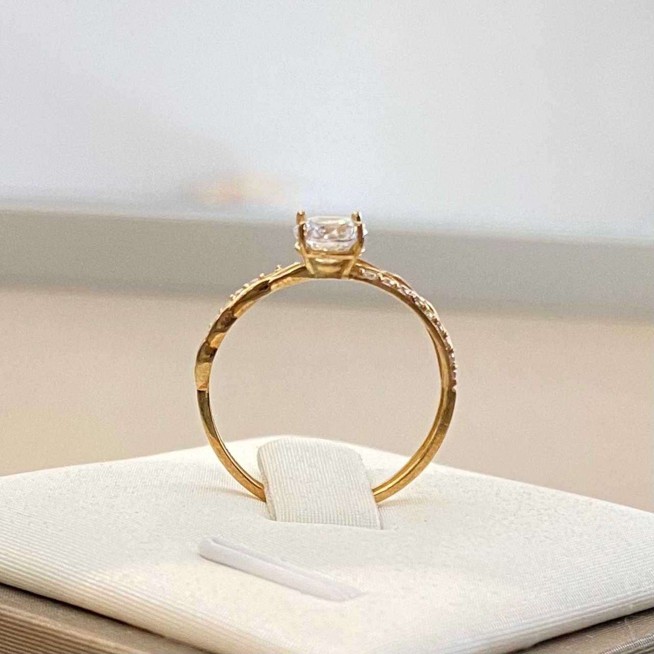 Anillo de Compromiso Trenzado en Oro 18K — imagen 2
