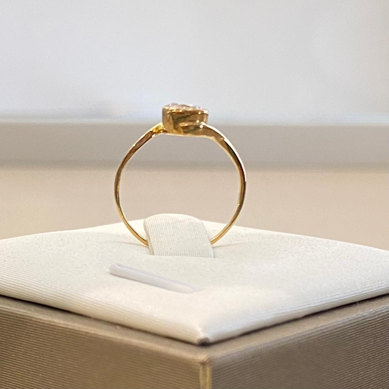 Anillo de Compromiso Halo Moderno en Oro 18K — imagen 2