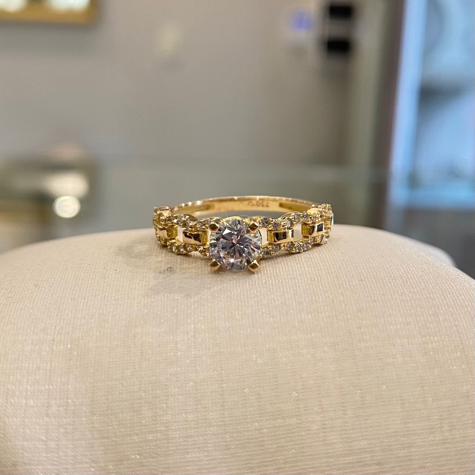 Anillo de compromiso