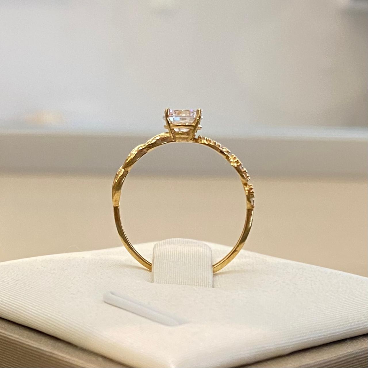 Anillo de Compromiso Entrelazado en Oro 18K — imagen 2