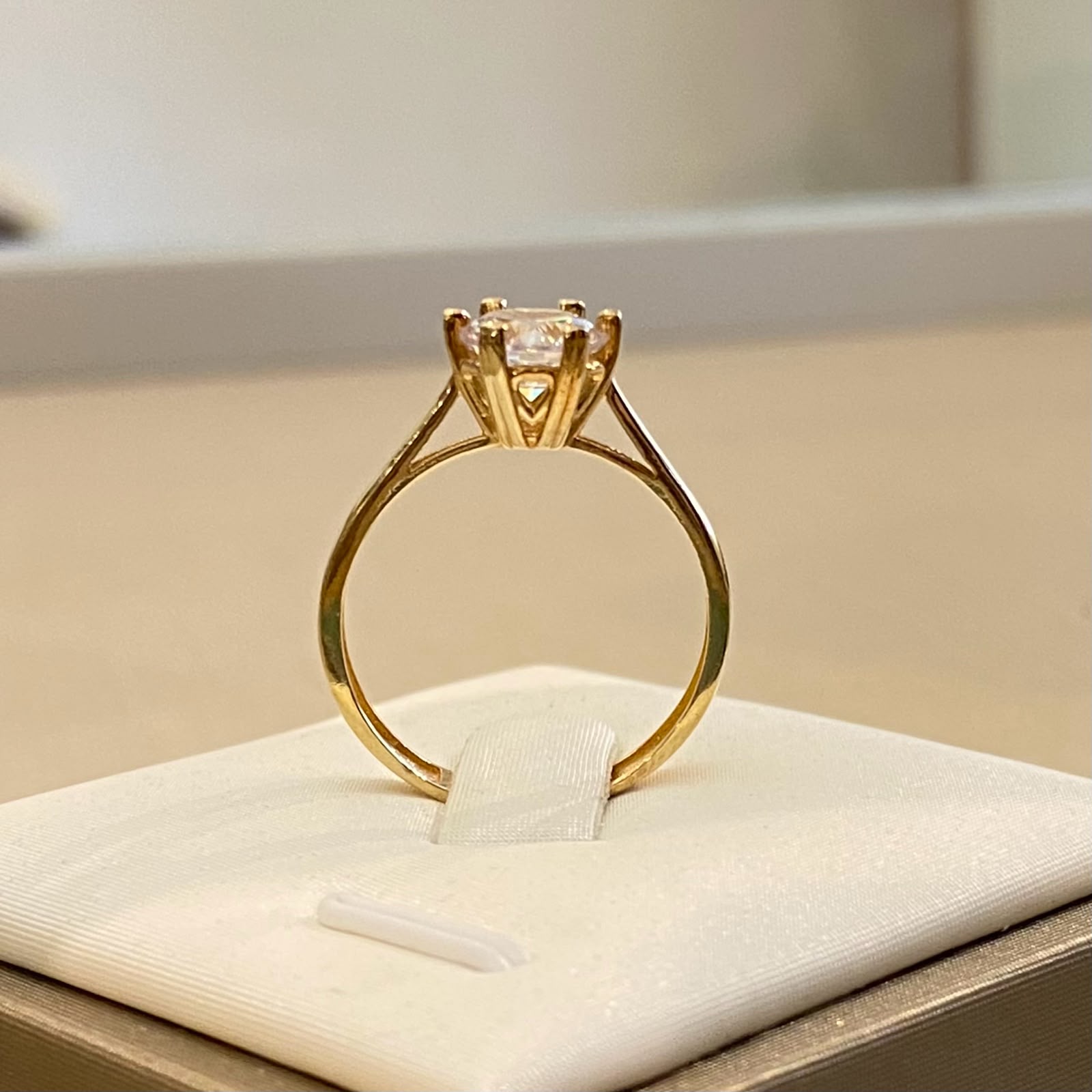 Anillo de Compromiso Solitario en Oro 18K — imagen 2