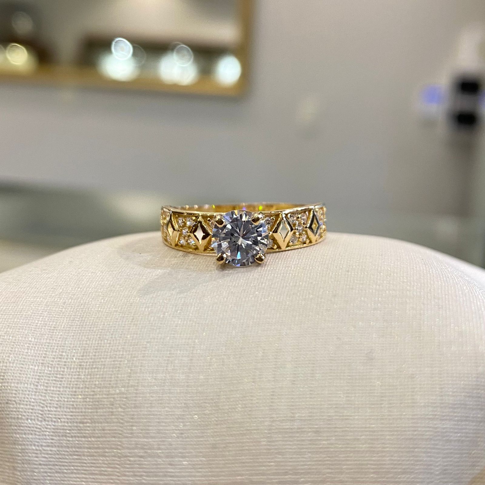 Anillo de Compromiso en Oro Rose 18K